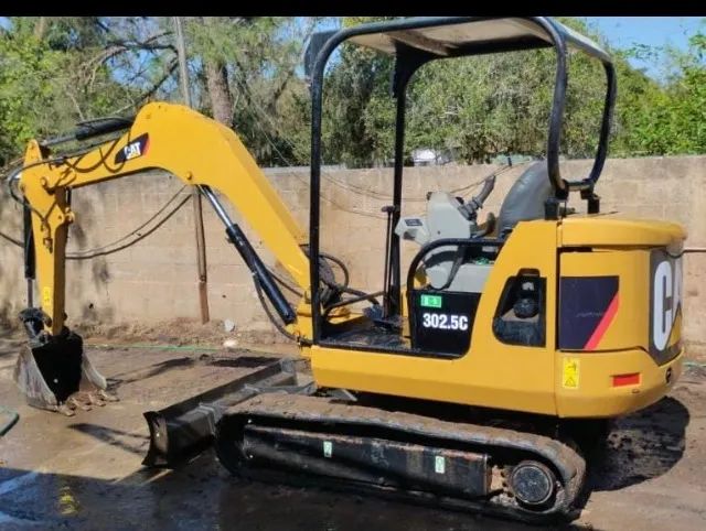 Miniescavadeira Caterpillar 302.5 revisada e operacional n case sany newholland jcb etc - Foto 6