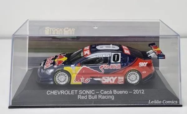 Coleção Stock Car - Chevrolet Sonic Cacá Bueno 2012 Red Bull Racing 1/43 - Foto 3