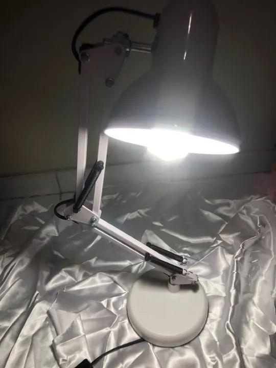 Luminária de Mesa Dobrável