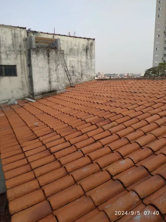 Reformas e construção manutenção de telhados em geral  - Foto 2