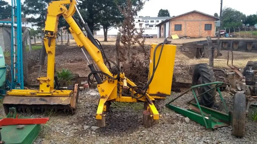 Roçadeira Lateral Articulada Turner para Trator Agrícola - Foto 2