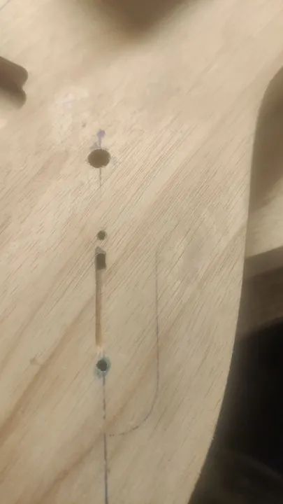 Corpos de Guitarras e Baixos - Foto 3