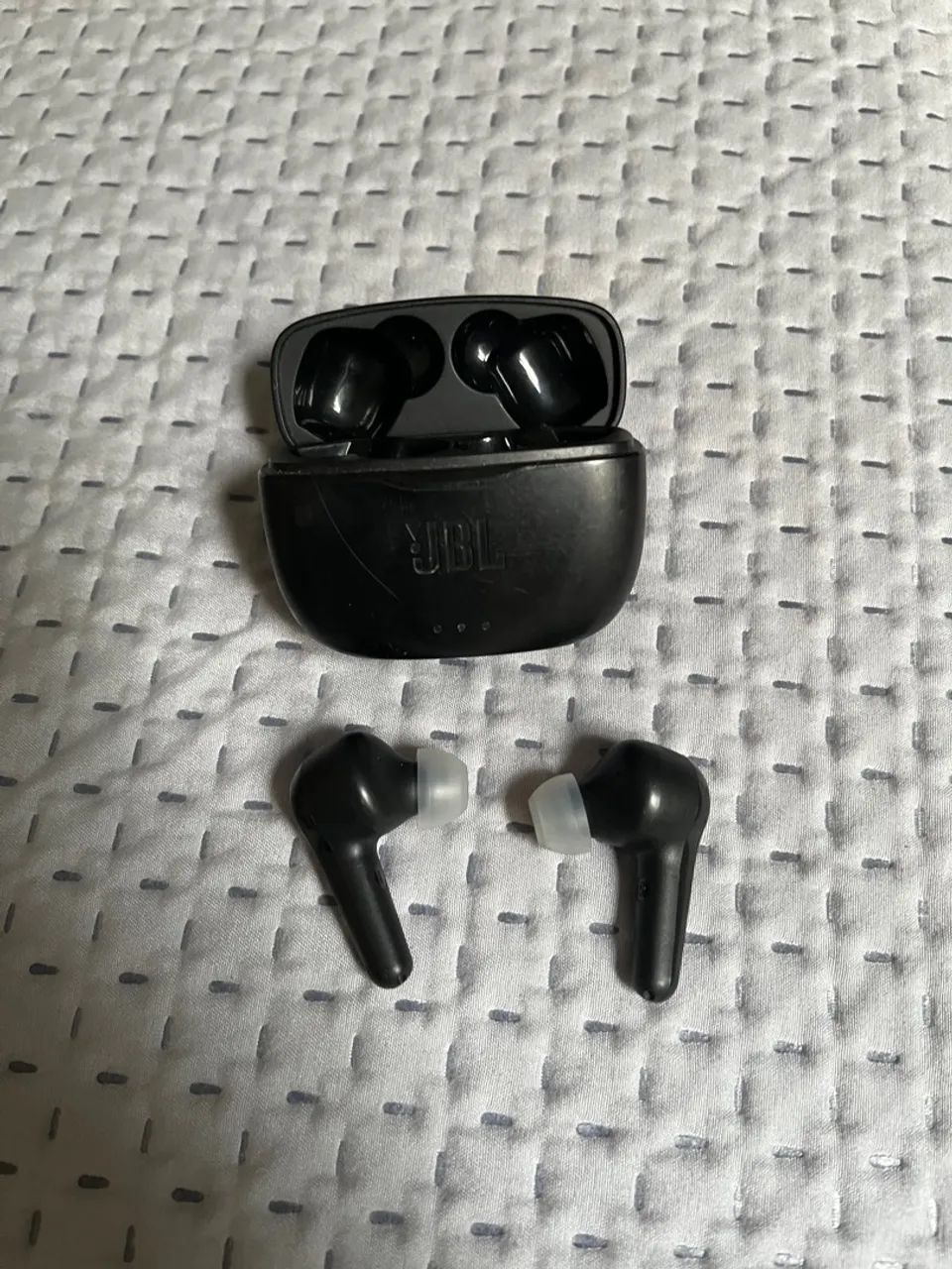 Fone de ouvido JBL TWS - Foto 2