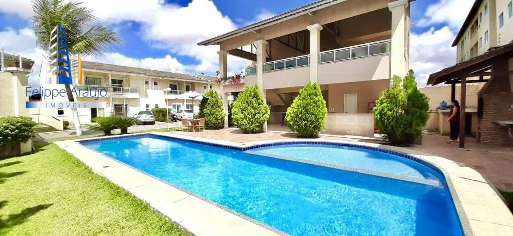 Casa com 3 dormitórios à venda, 85 m² por R$ 295.000,00 - Messejana - Fortaleza/CE