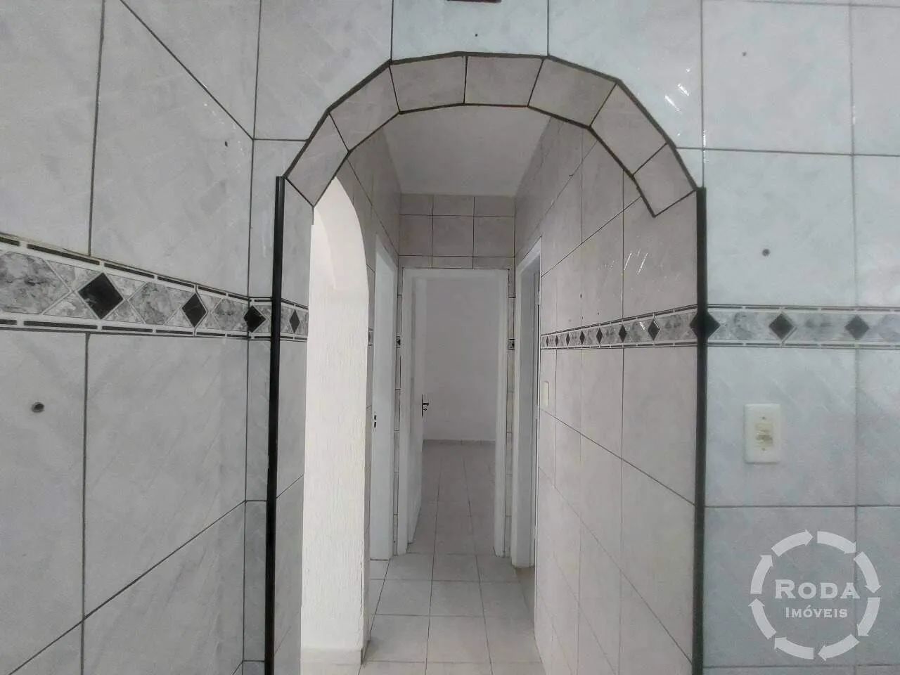 Apartamento 2 dormitórios excelente localização à venda no Gonzaga - Santos - Foto 4