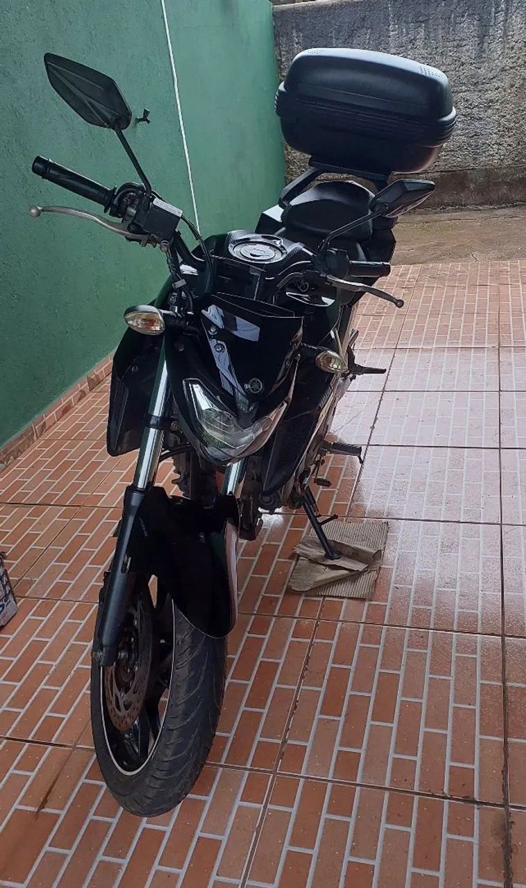 Yamaha Fazer 250 modelo 2018. - Foto 3