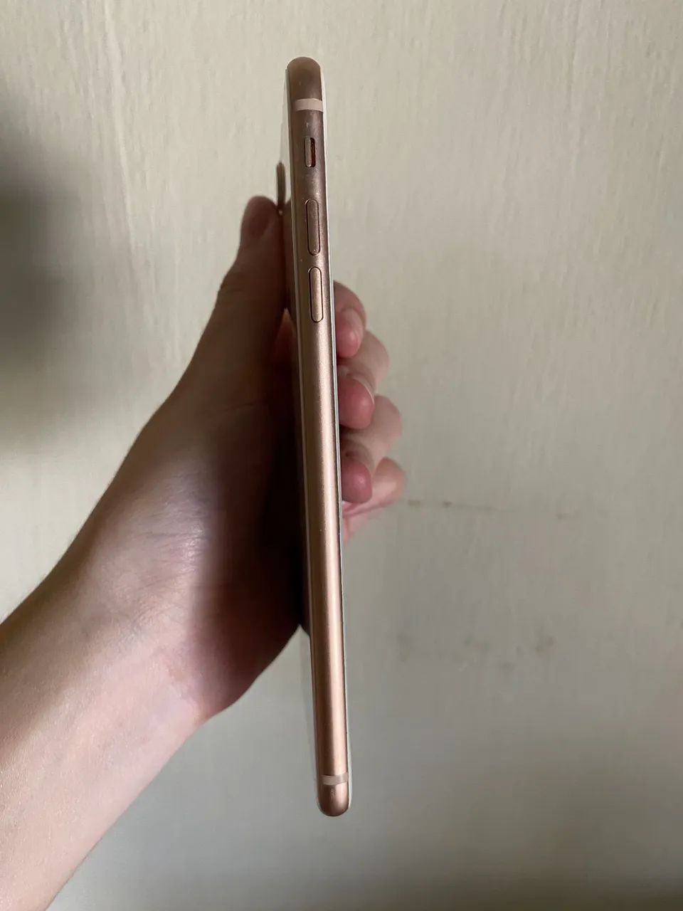 Iphone 8 plus com cabo original  - Foto 2