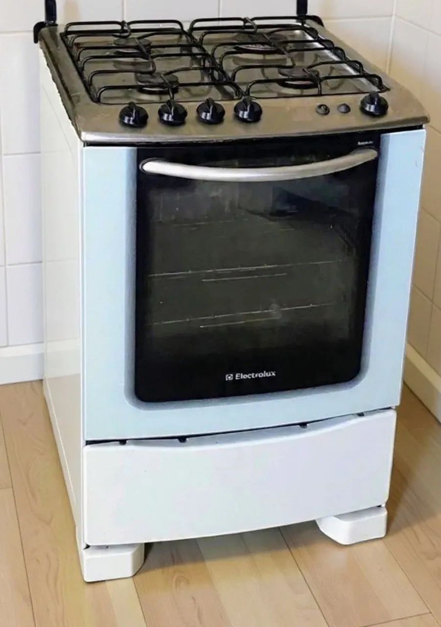 Fogão Electrolux 4 bocas acendimento automático 