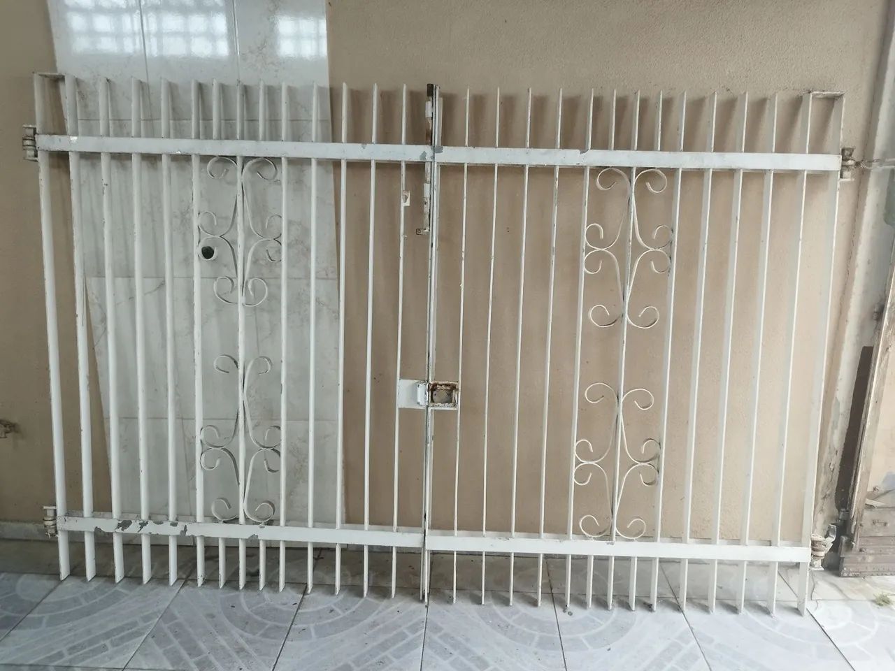 Iron gate for garage64363474992899120