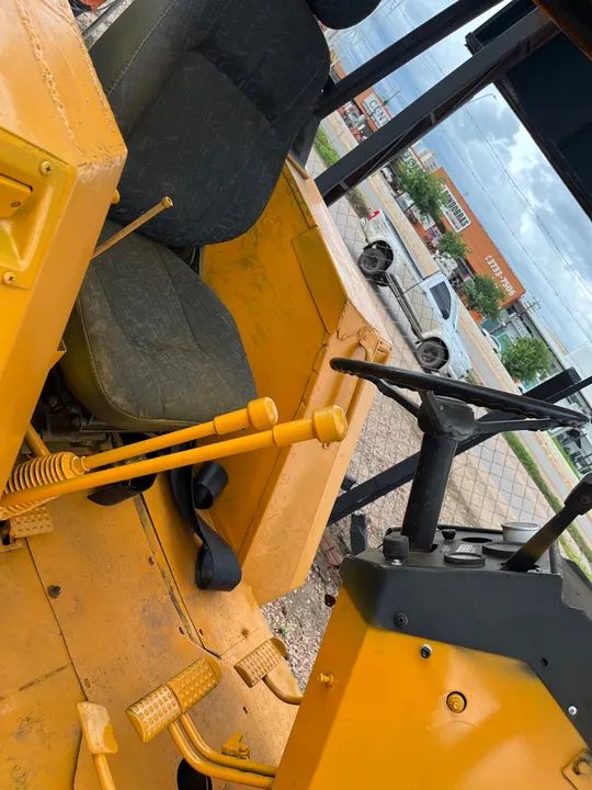 Trator Valtra 1985 Traçado - Foto 2