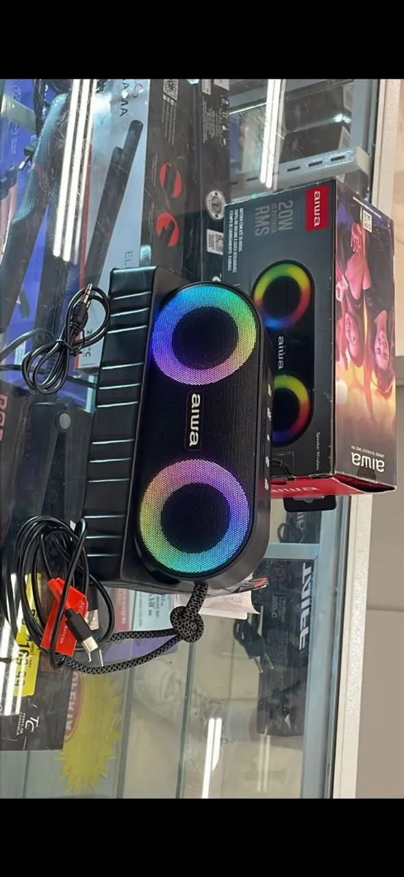 Caixa de Som Bluetooth Aiiwa 20W com LED
