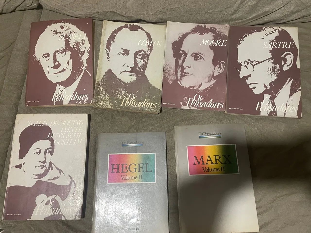 16 livros de filosofia da coleção Os Pensadores - Foto 2