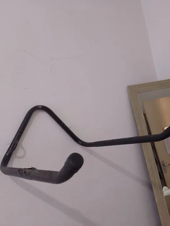 Suporte de parede p bike - Foto 2