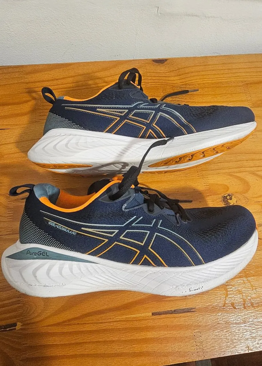 Tênis Asics Gel-Cumulus 25 (tam 42)