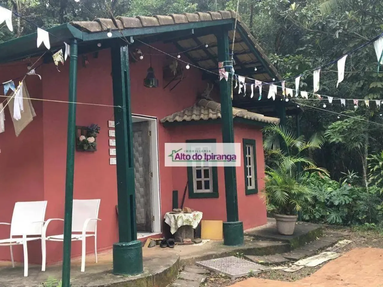 Chácara em Condomínio Fechado com 2 dormitórios à venda, 2500 m² por R$ 250.000 - Embu Gua