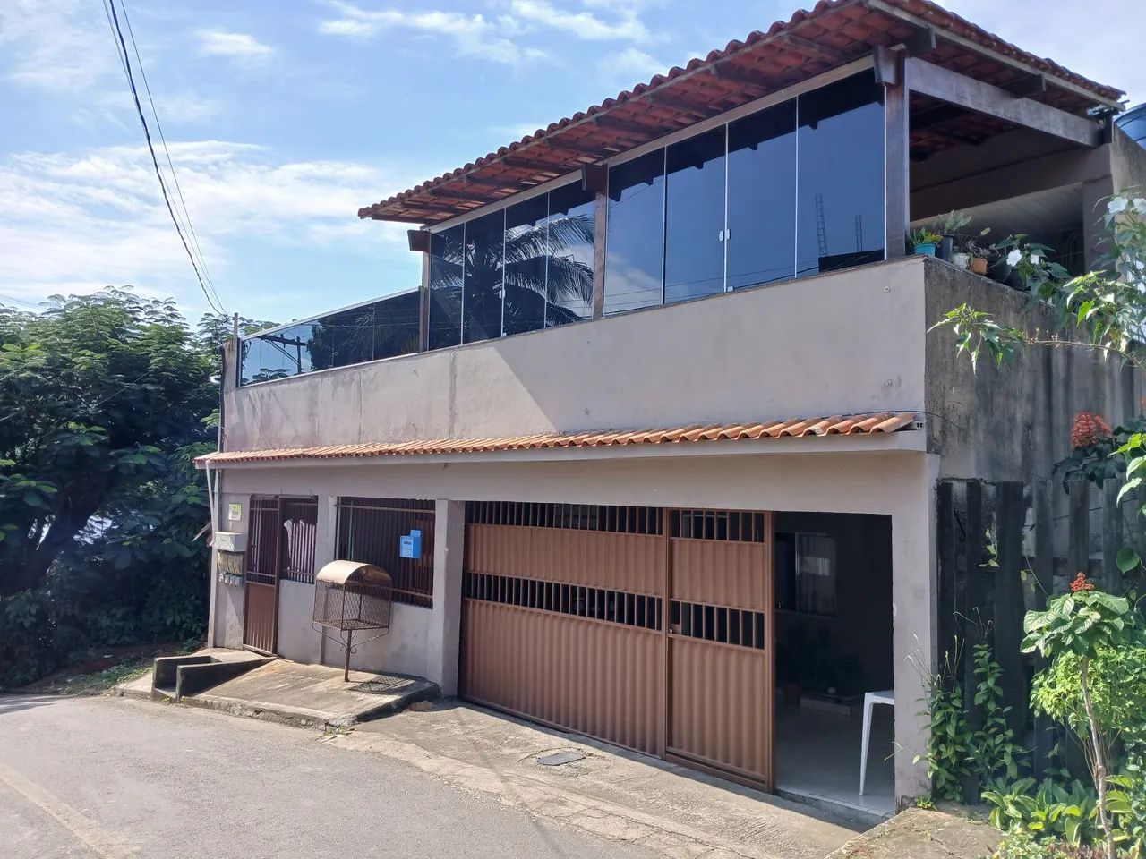 Imóvel com 4 casas em Canaã para investir(já alugadas) ou morar com família grande.