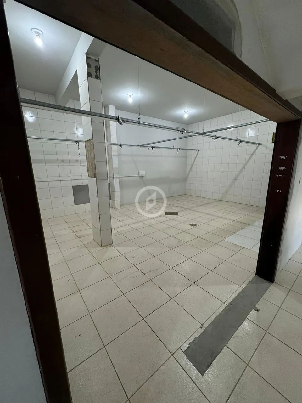 Sala para alugar no bairro Centro - Guaramirim/SC - Foto 4
