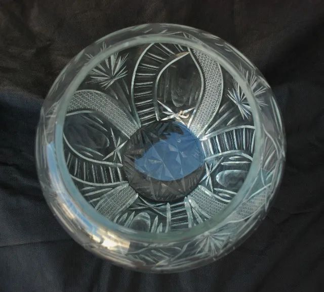 poncheira antiga vidro lapidado com 4 copos , sem concha . - Foto 4