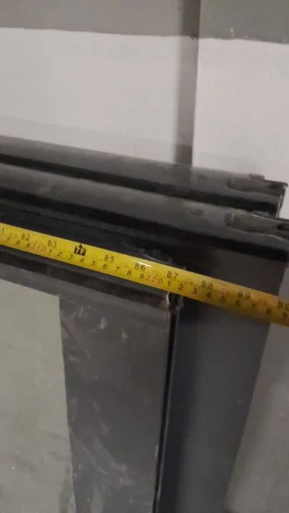 Porta de vidro e alumínio para sacada - Foto 4