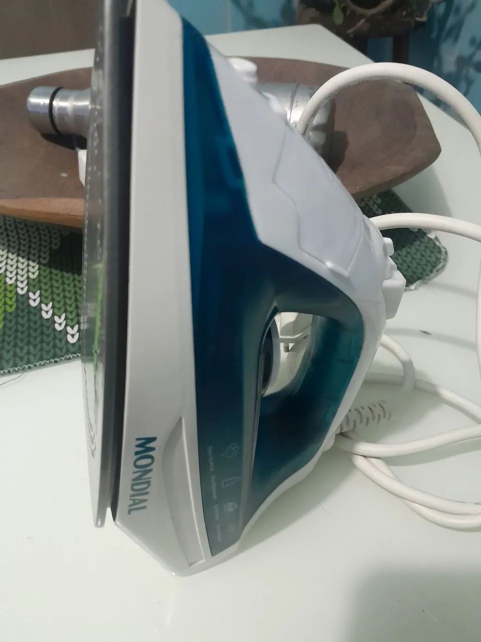 Ferro de passar a vapor  - Foto 2