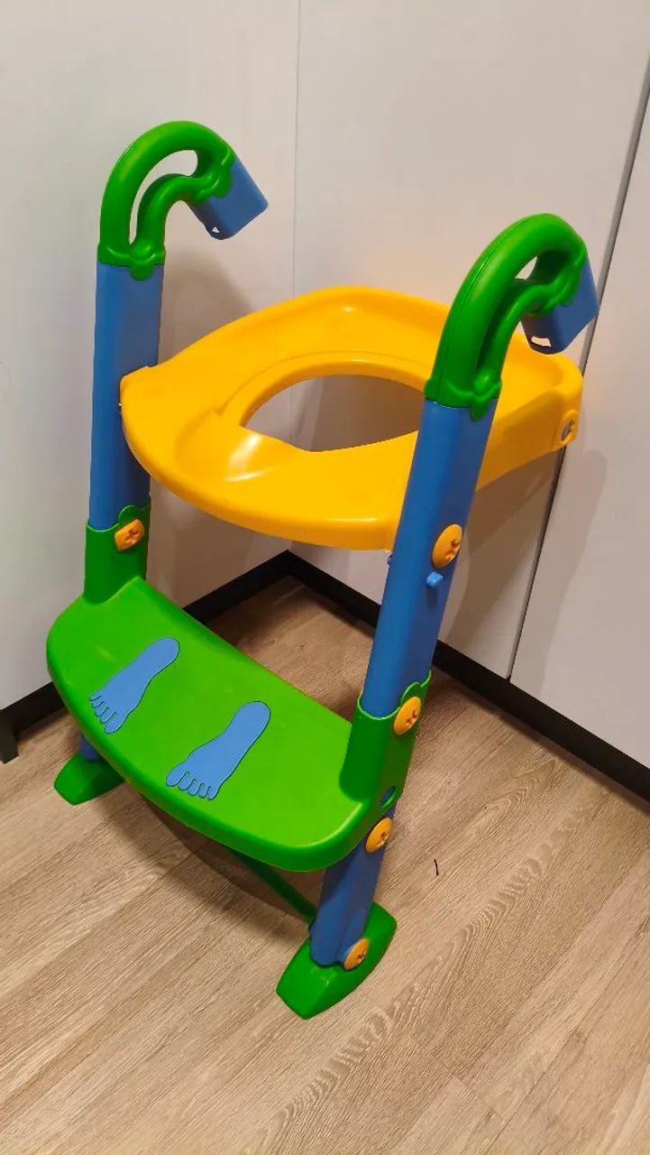 Assento Redutor Troninho Infantil com Escada - Foto 4