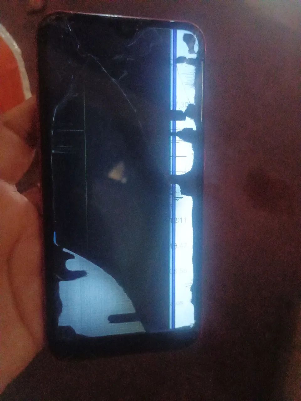 Celular  com a tela trincada - Foto 3