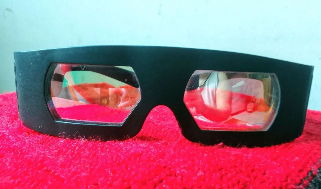 Óculos 3D Dolby Digital Cinema.