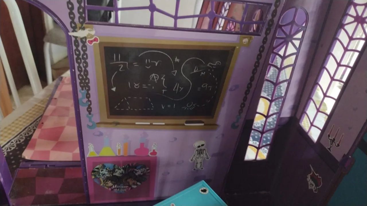 Escola Monster high  - Foto 3
