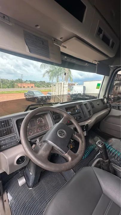 Volkswagen 6x4 Caçamba Agrícola traçado silagem  - Foto 6