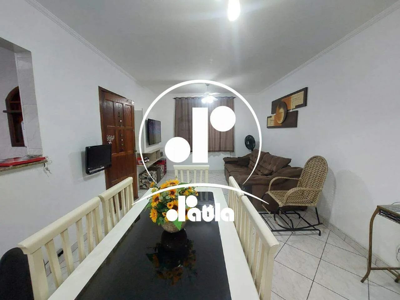 Casa térrea a venda Vila Scarpelli em Santo André-SP, 2 quartos e 2 vagas com depósito
