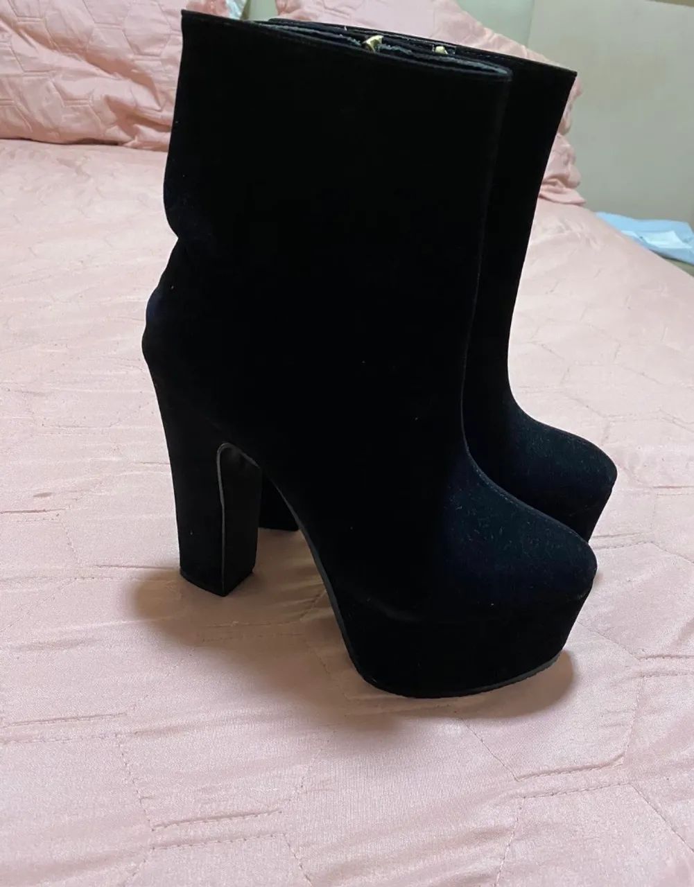 Bota preta