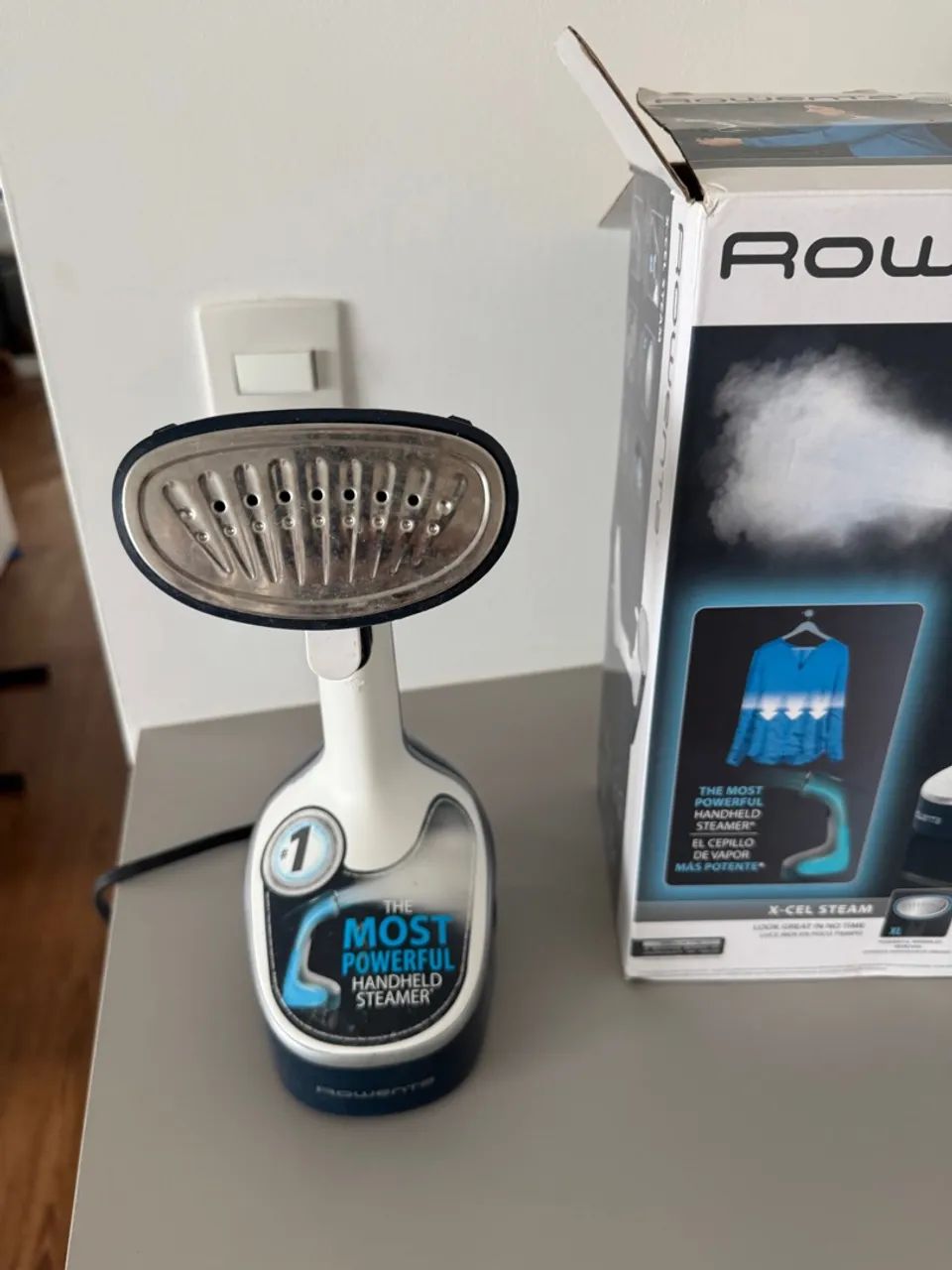 Vaporizador de roupas rowenta - Foto 2