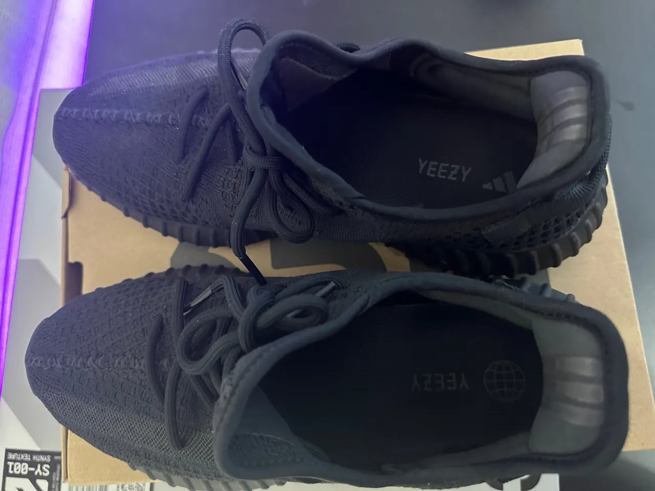Yeezy Boost 350 V2 Onyx