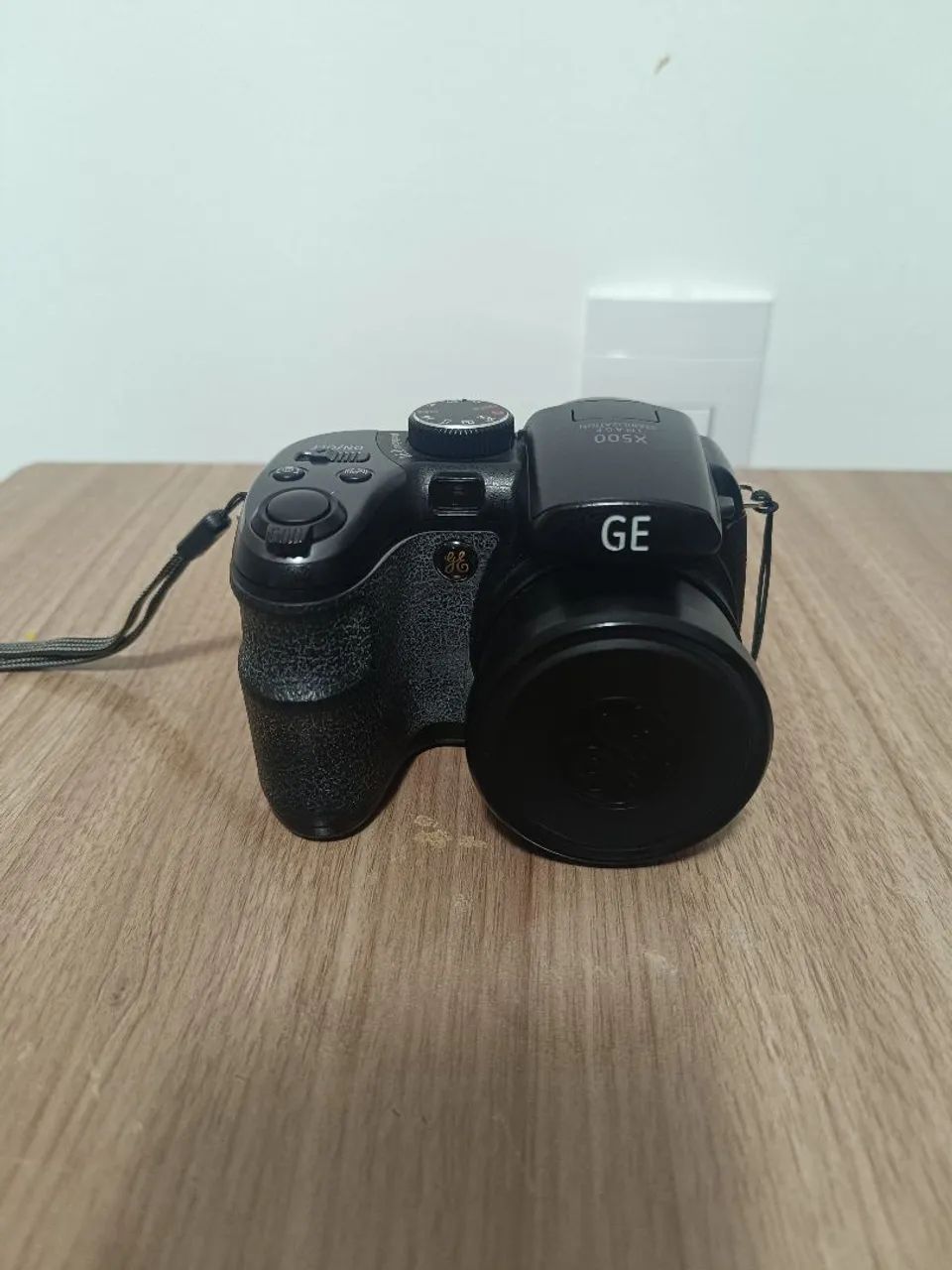 Camera digital GE x500