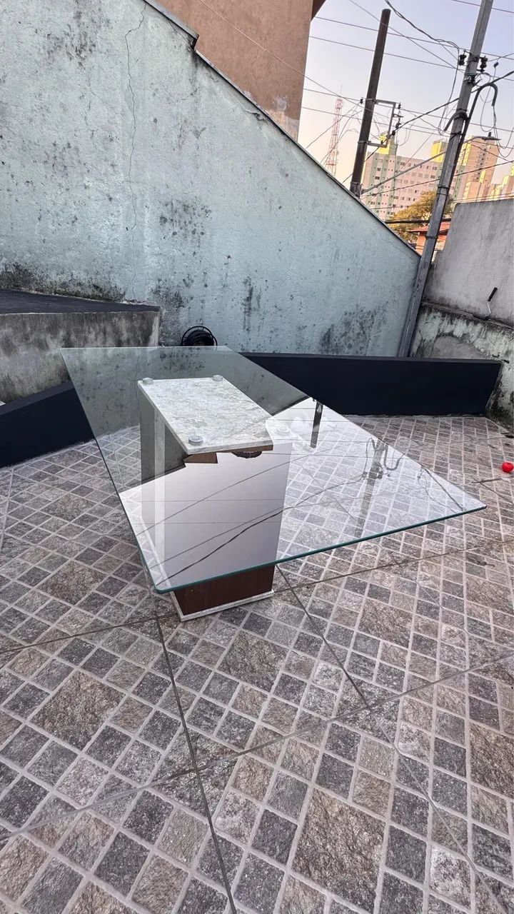 Mesa de vidro e mármore 64840794841474121