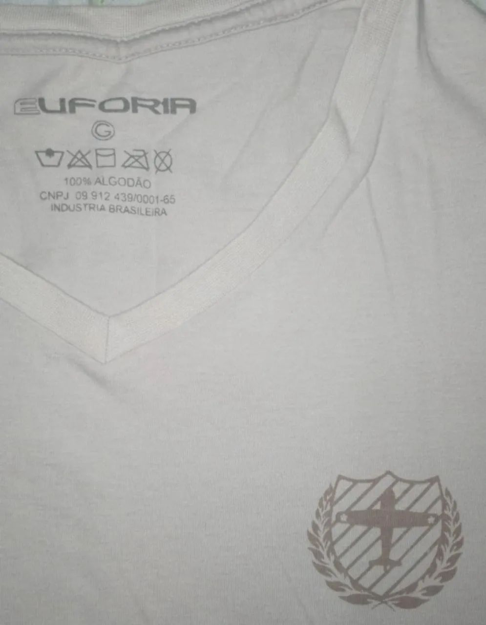 Camisa Gola V Usada - Foto 3