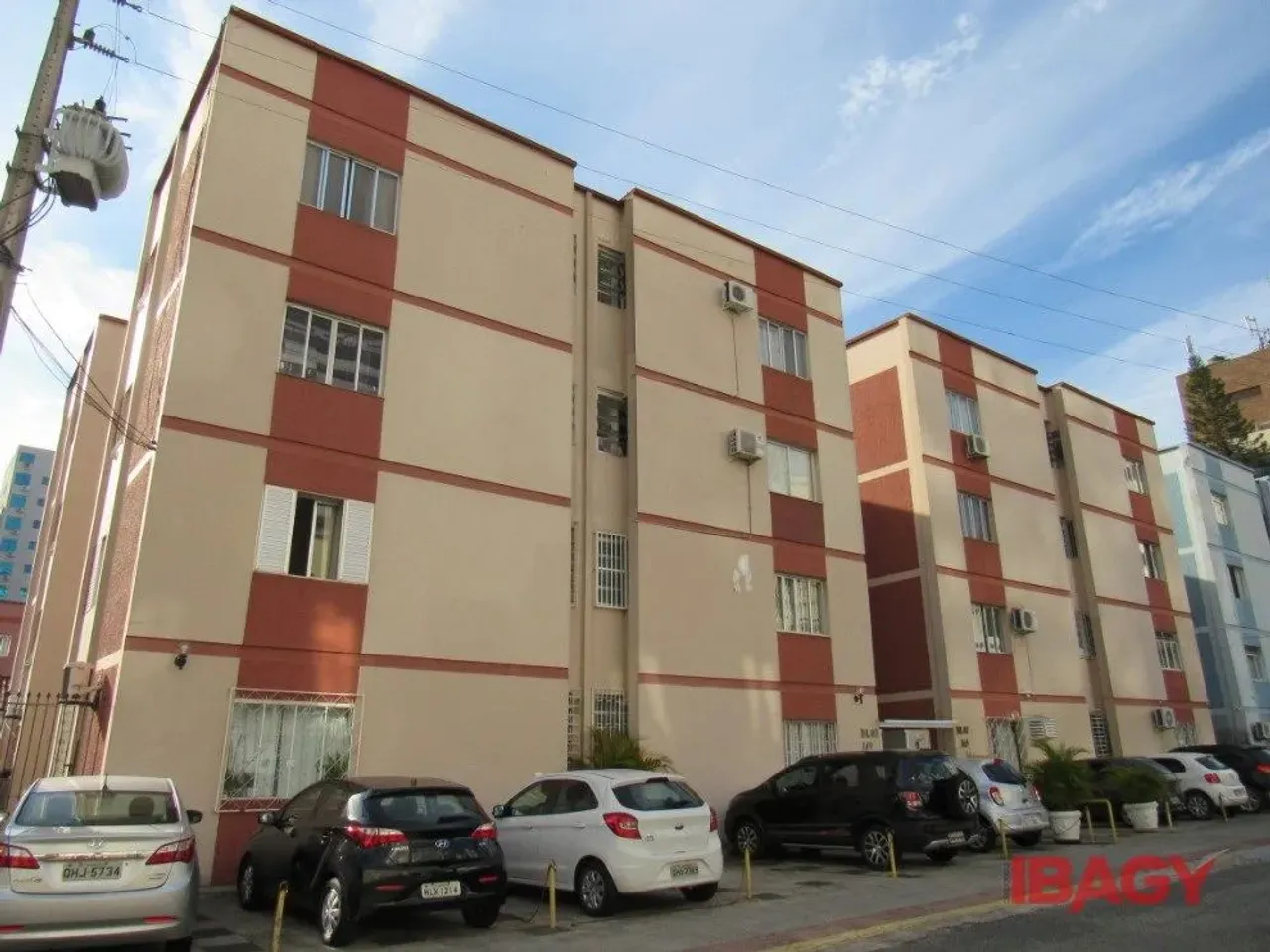 Excelente Apartamento 2 dormitório(s) em Centro - Florianópolis