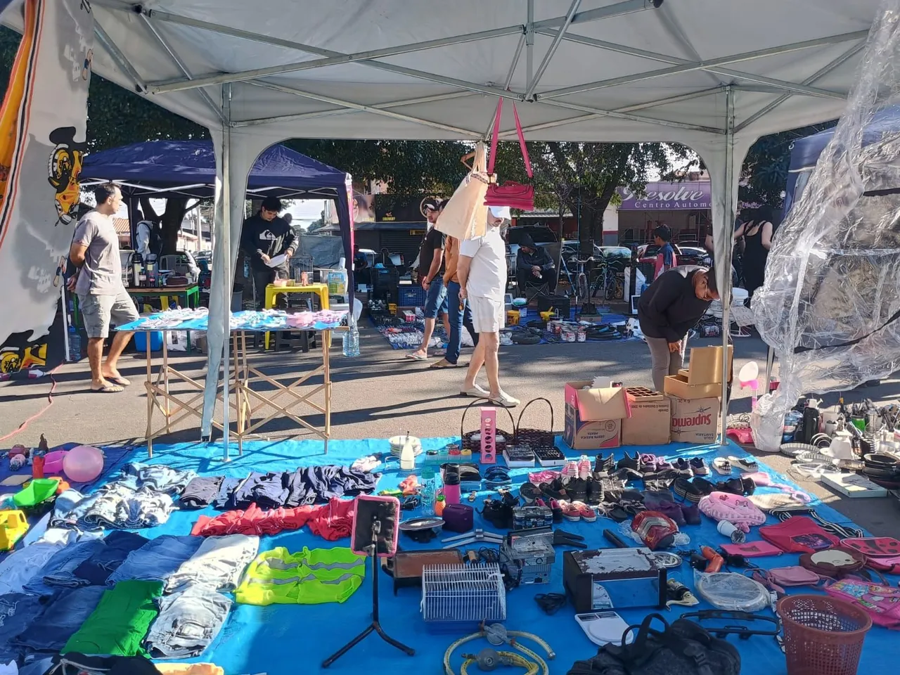 Ponto na feira do Colonial