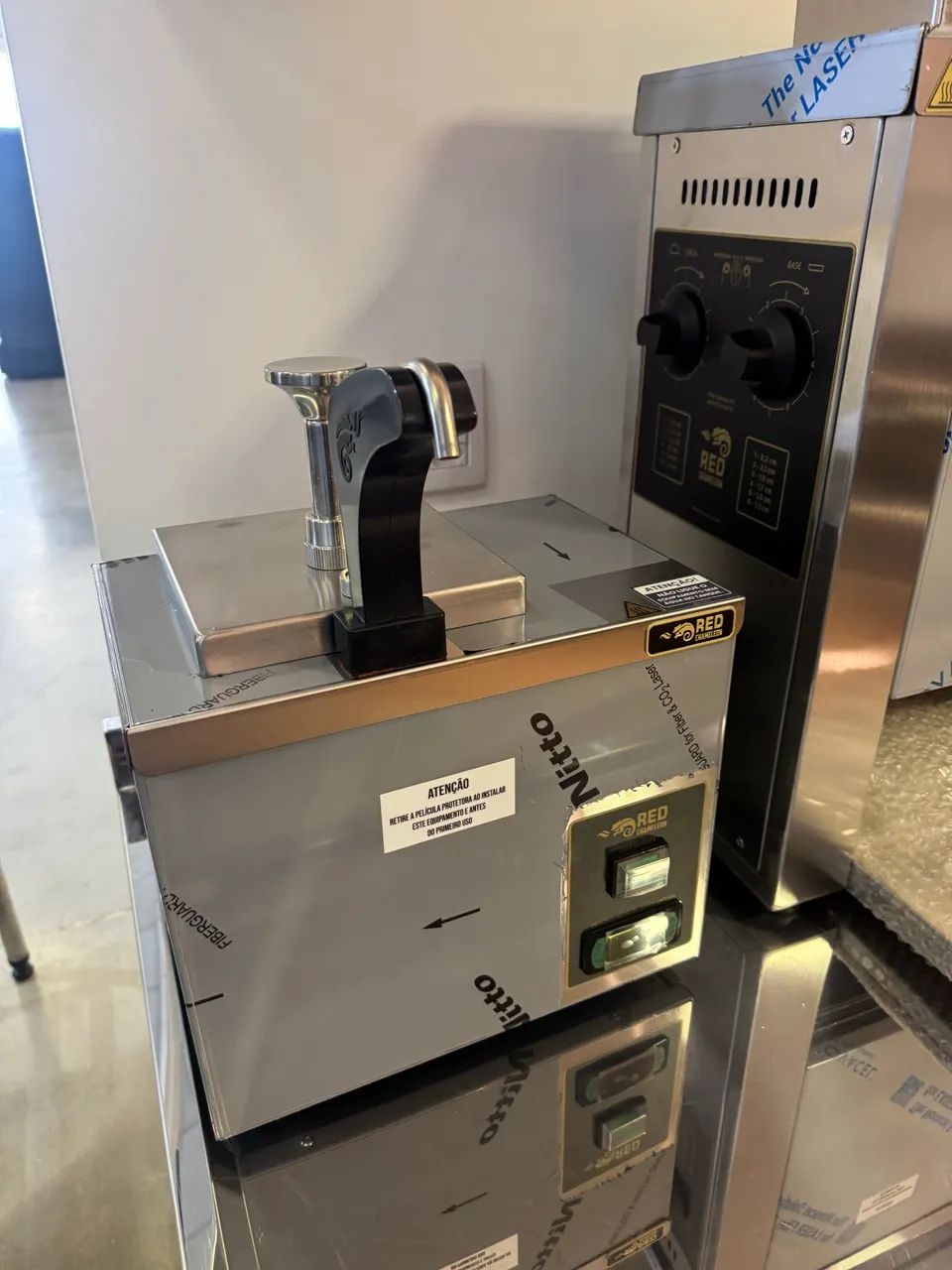 Dispenser de queijo elétrico 220v 