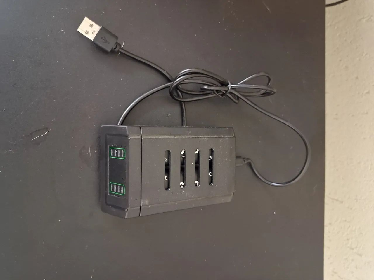 Base de Carregamento + Baterias Controles Xbox ( ACEITO CREDISHOP) - Foto 2