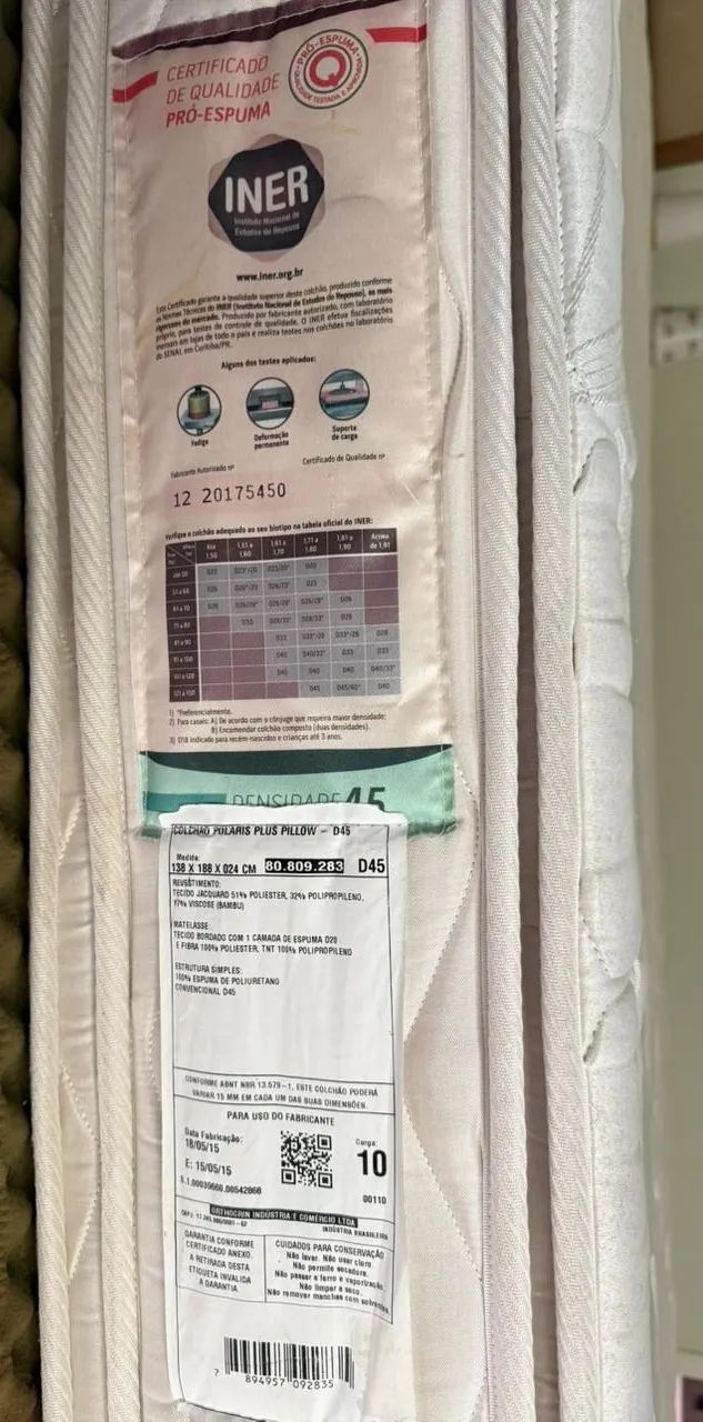 Cama de casal em madeira com colchão  - Foto 5