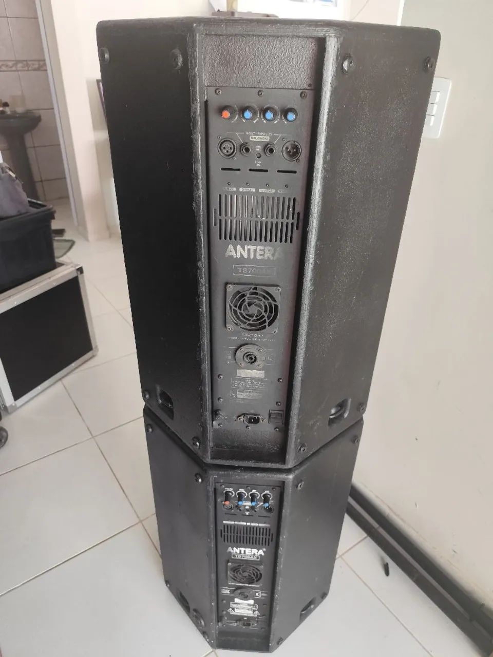 2 CAIXAS ATIVAS ANTERA TS 700a - Foto 2