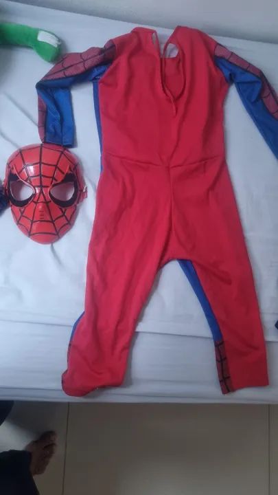 Fantasia de Batman e homem aranha para menino - Foto 5