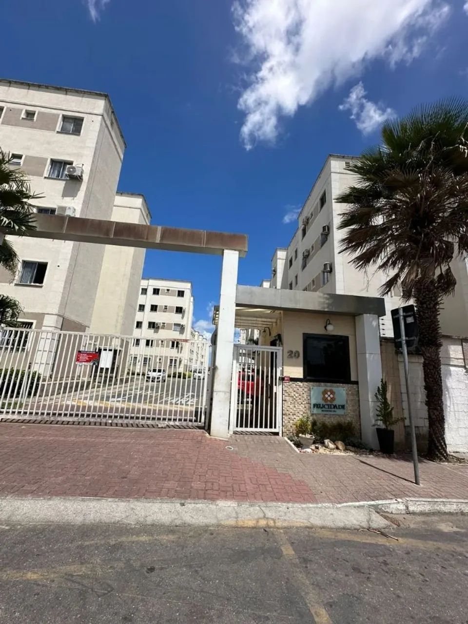 Apartamento na Maraponga- Residencial Felicidade 