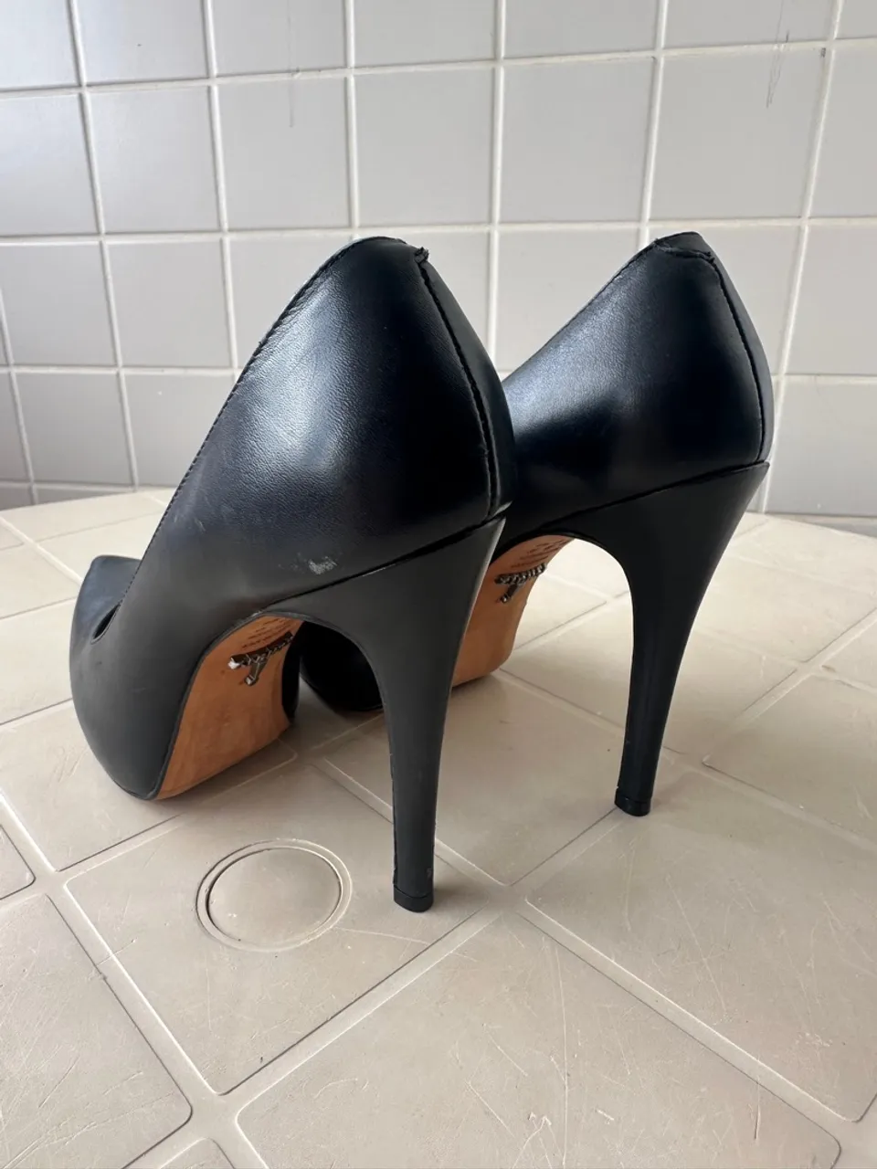 Scarpin shutz