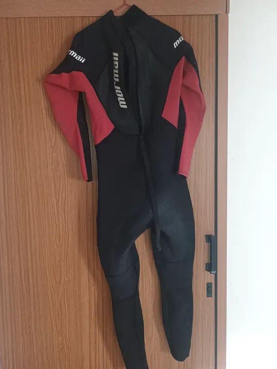 Macacão de Neoprene para Natação - Tamanho MT