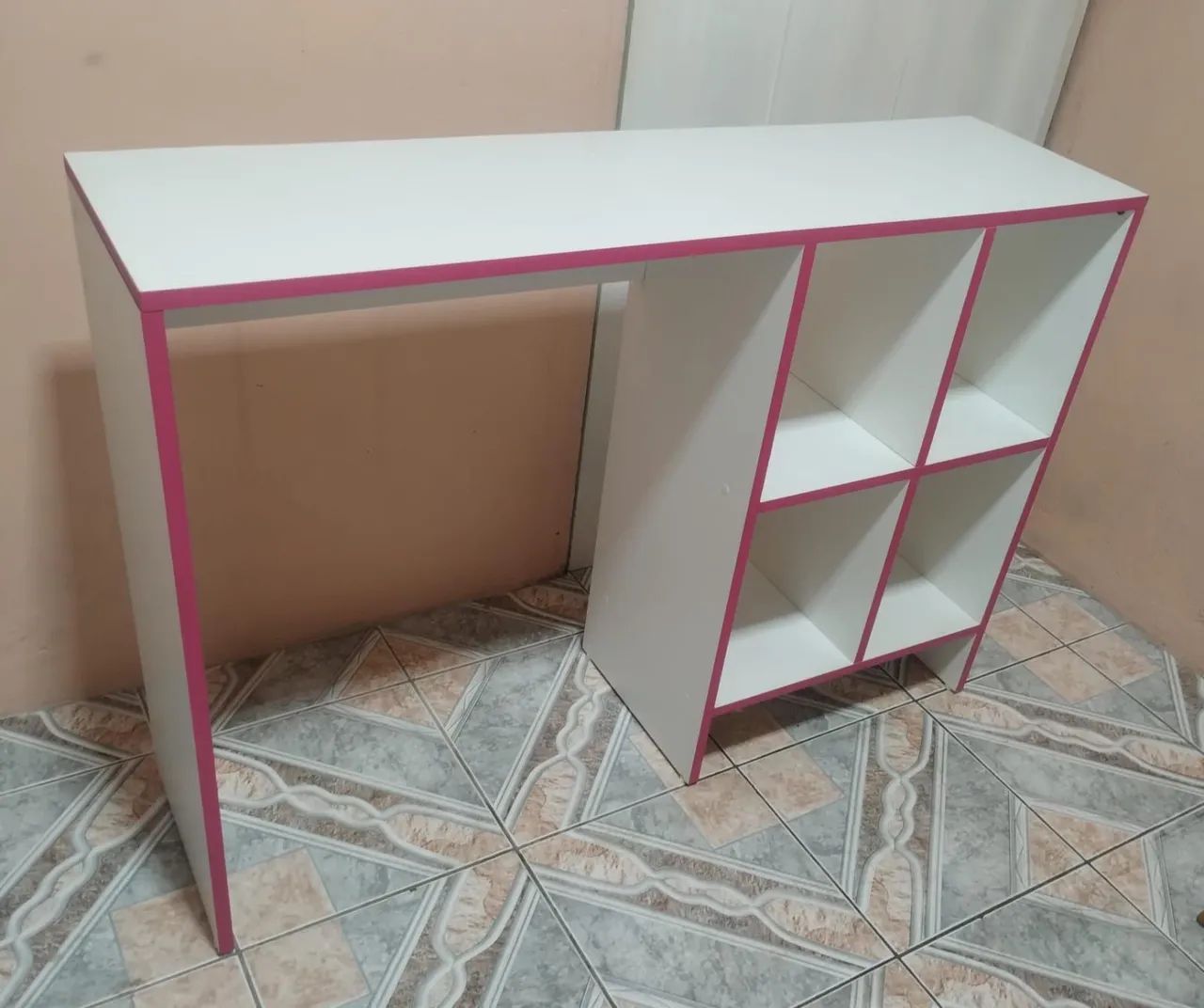 Vendo Cômoda 64574075057281121