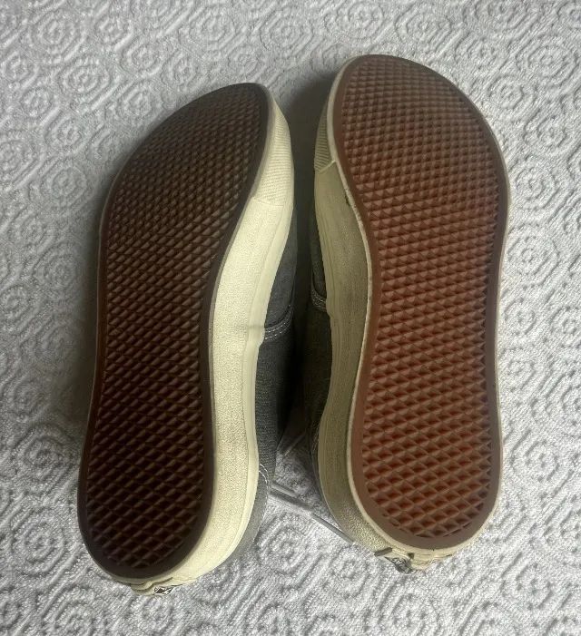 TENIS VANS MASCULINO NUMERO 7 LONA CINZA SOLADO BRANCO - Foto 4