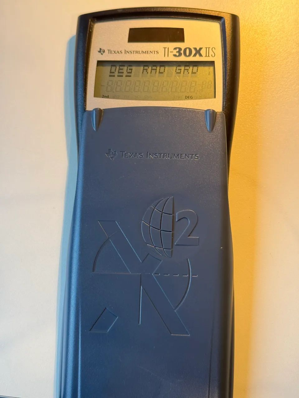 Calculadora Científica TEXAS INSTRUMENTS TI-30X II S