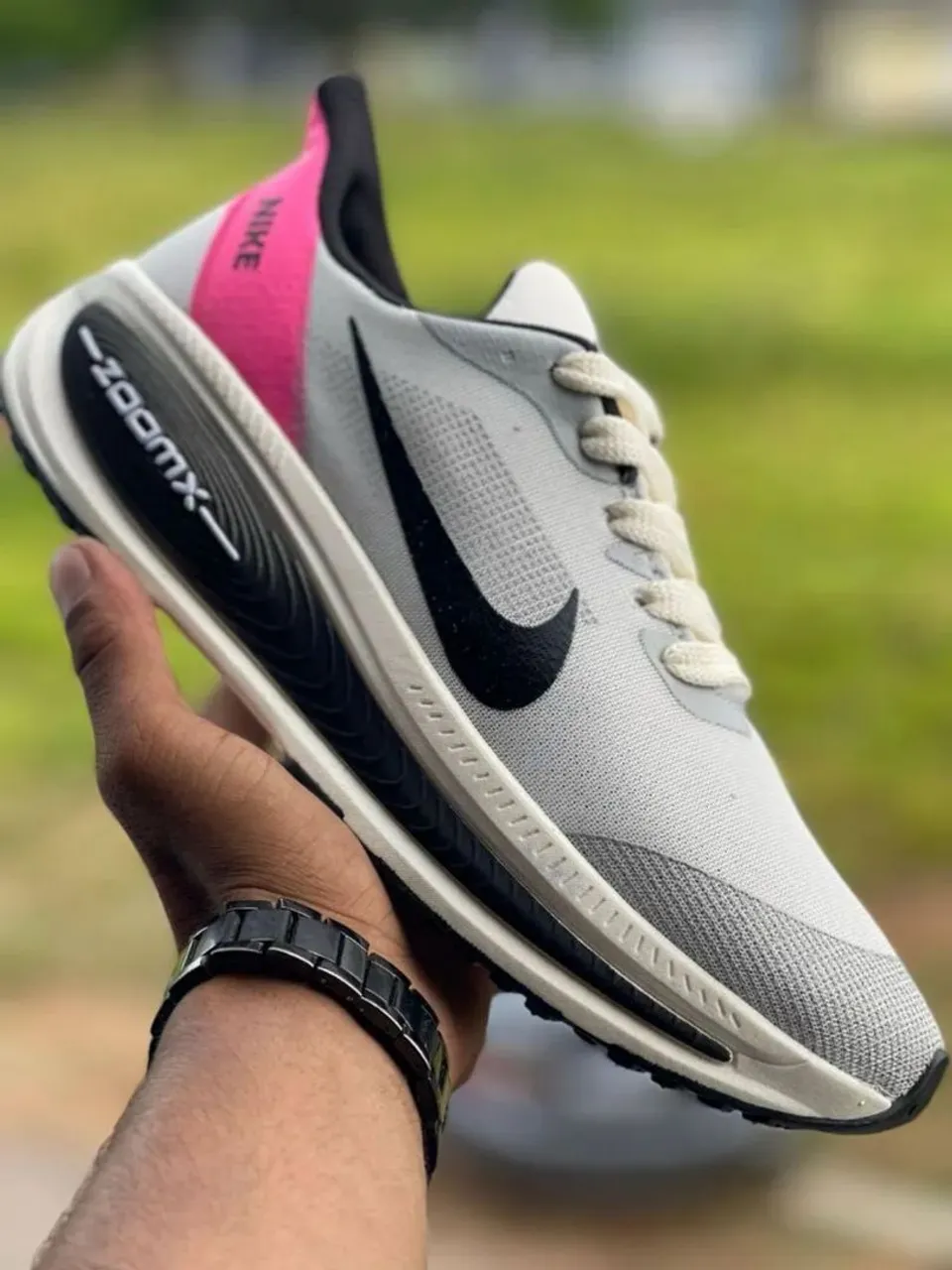 Tênis Nike ZoomX - Unissex